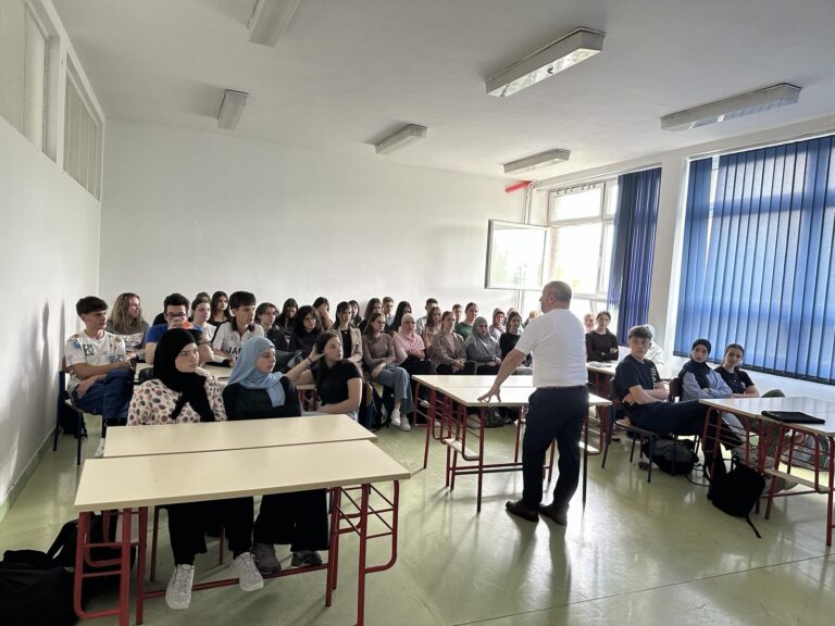 Uspješno održane radionice u okviru projekta eSAFE u Prvoj gimnaziji Zenica