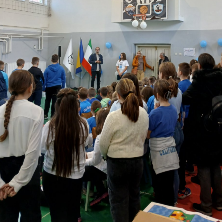 𝗙𝗘𝗦𝗧𝗜𝗩𝗔𝗟 𝗗𝗝𝗘Č𝗜𝗝𝗘 𝗥𝗔𝗗𝗢𝗦𝗧𝗜 – 𝗢𝗯𝗶𝗹𝗷𝗲ž𝗲𝗻 𝗦𝘃𝗷𝗲𝘁𝘀𝗸𝗶 𝗱𝗮𝗻 𝗱𝗷𝗲𝘁𝗲𝘁𝗮 𝟮𝟬𝟮𝟱.